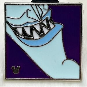 🩵NWOT Hades Hidden Mickey Smiling Villains Collection Trading/Lapel Pin